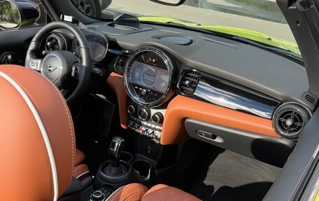 MINI Cabrio, 2021 год, 4 890 000 рублей, 28 фотография