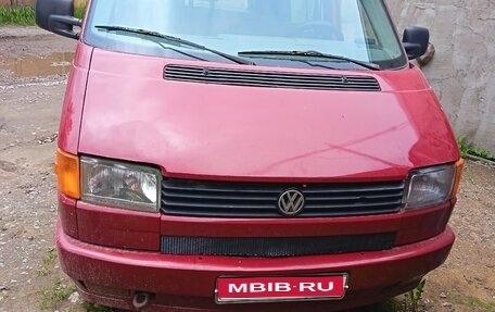 Volkswagen Transporter T4, 1993 год, 580 000 рублей, 1 фотография