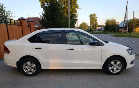 Volkswagen Polo VI (EU Market), 2013 год, 700 000 рублей, 4 фотография