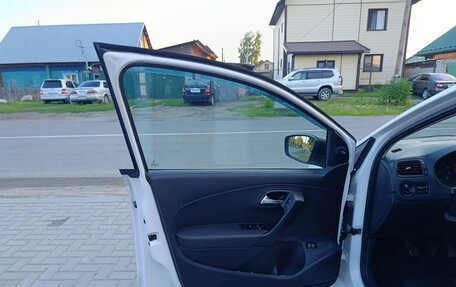 Volkswagen Polo VI (EU Market), 2013 год, 700 000 рублей, 9 фотография