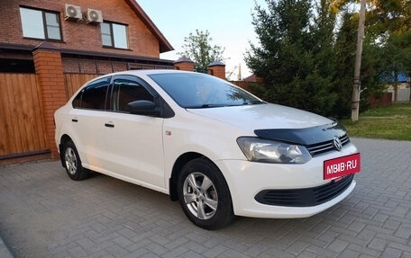 Volkswagen Polo VI (EU Market), 2013 год, 700 000 рублей, 3 фотография