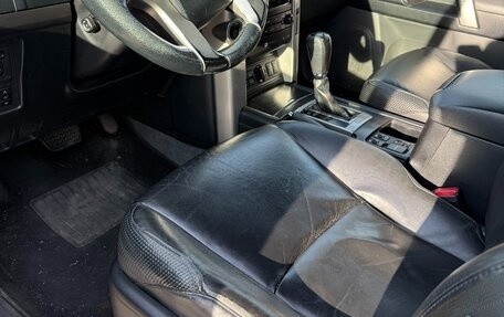 Toyota Land Cruiser Prado 150 рестайлинг 2, 2010 год, 2 200 000 рублей, 5 фотография