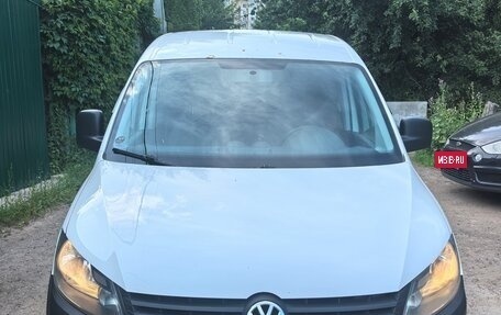 Volkswagen Caddy III рестайлинг, 2014 год, 1 099 000 рублей, 2 фотография