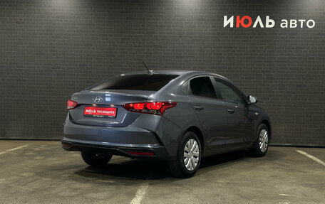 Hyundai Solaris II рестайлинг, 2021 год, 1 650 000 рублей, 5 фотография