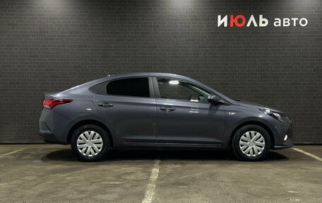 Hyundai Solaris II рестайлинг, 2021 год, 1 650 000 рублей, 4 фотография