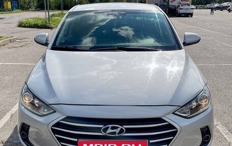 Hyundai Elantra VI рестайлинг, 2017 год, 1 950 000 рублей, 1 фотография