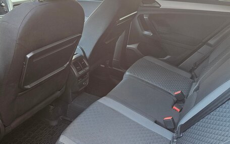 Volkswagen Tiguan II, 2017 год, 2 350 000 рублей, 10 фотография