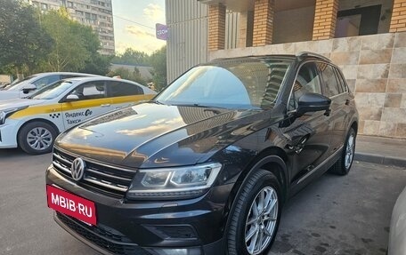 Volkswagen Tiguan II, 2017 год, 2 350 000 рублей, 4 фотография