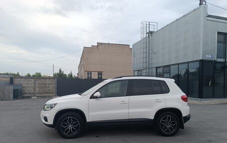 Volkswagen Tiguan I, 2011 год, 1 200 000 рублей, 2 фотография