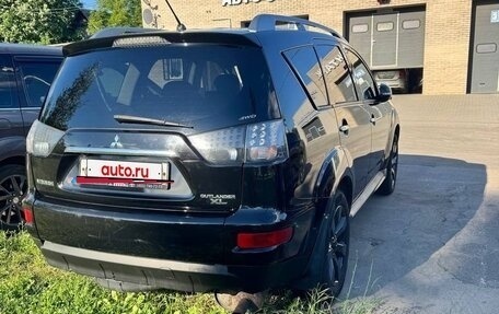 Mitsubishi Outlander III рестайлинг 3, 2010 год, 1 200 000 рублей, 6 фотография