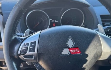 Mitsubishi Outlander III рестайлинг 3, 2010 год, 1 200 000 рублей, 13 фотография