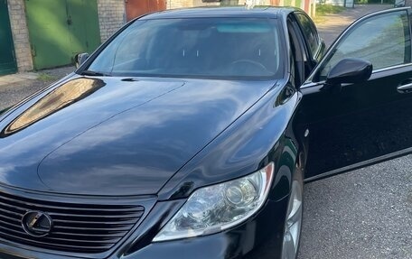 Lexus LS IV, 2007 год, 1 115 000 рублей, 3 фотография