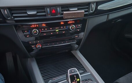 BMW X5, 2018 год, 4 800 000 рублей, 9 фотография