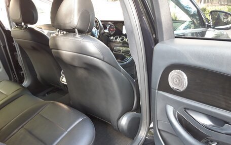 Mercedes-Benz E-Класс, 2016 год, 2 700 000 рублей, 9 фотография