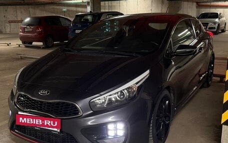 KIA cee'd GT II, 2015 год, 1 350 000 рублей, 19 фотография