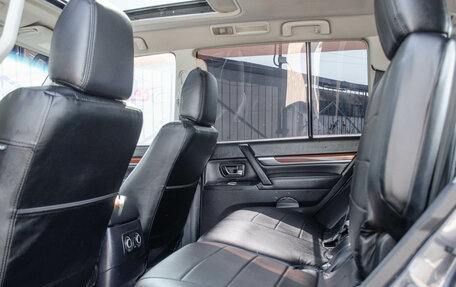 Mitsubishi Pajero IV, 2007 год, 1 188 000 рублей, 11 фотография
