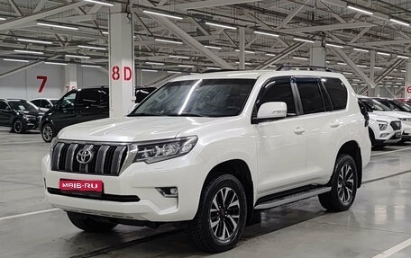 Toyota Land Cruiser Prado 150 рестайлинг 2, 2017 год, 4 280 000 рублей, 1 фотография