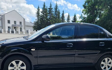KIA Rio II, 2011 год, 620 000 рублей, 2 фотография