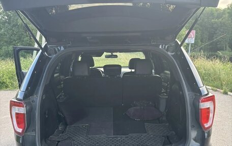Ford Explorer VI, 2017 год, 2 550 000 рублей, 6 фотография
