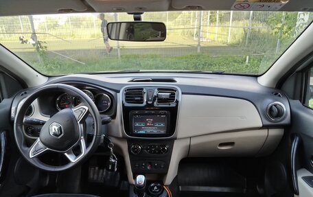 Renault Logan II, 2018 год, 999 000 рублей, 13 фотография