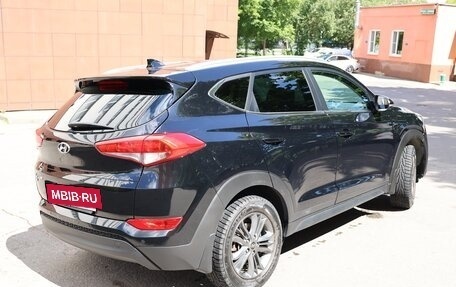 Hyundai Tucson III, 2017 год, 2 300 000 рублей, 5 фотография