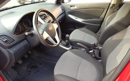 Hyundai Solaris II рестайлинг, 2012 год, 759 000 рублей, 20 фотография