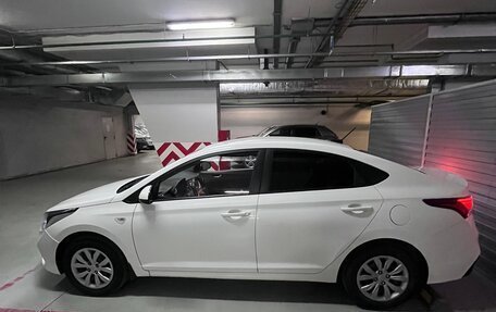 Hyundai Solaris II рестайлинг, 2019 год, 1 400 000 рублей, 6 фотография