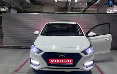 Hyundai Solaris II рестайлинг, 2019 год, 1 400 000 рублей, 9 фотография