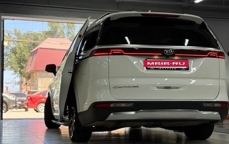 KIA Carnival, 2020 год, 3 900 000 рублей, 2 фотография