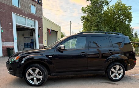 Mitsubishi Outlander III рестайлинг 3, 2007 год, 995 000 рублей, 5 фотография