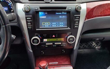 Toyota Camry, 2013 год, 1 620 000 рублей, 2 фотография
