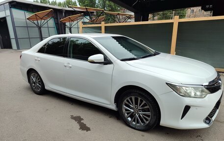 Toyota Camry, 2013 год, 1 620 000 рублей, 14 фотография