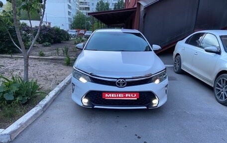 Toyota Camry, 2014 год, 1 300 000 рублей, 4 фотография