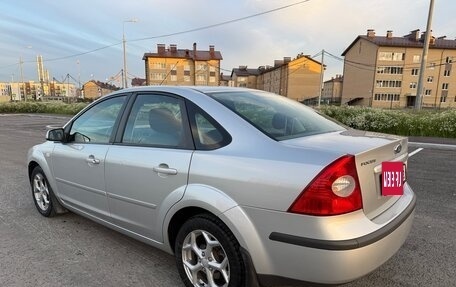 Ford Focus II рестайлинг, 2006 год, 665 000 рублей, 3 фотография
