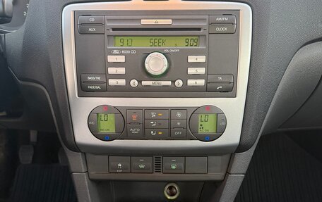 Ford Focus II рестайлинг, 2006 год, 665 000 рублей, 32 фотография