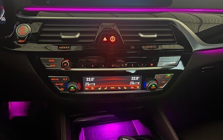 BMW 5 серия, 2022 год, 5 400 000 рублей, 11 фотография