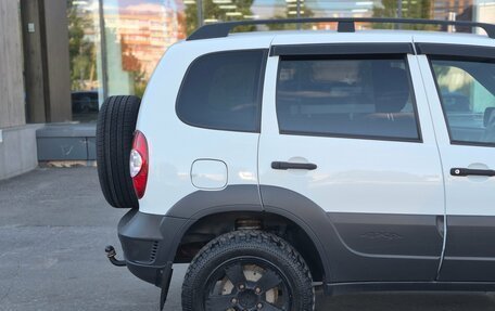 Chevrolet Niva I рестайлинг, 2015 год, 669 000 рублей, 6 фотография
