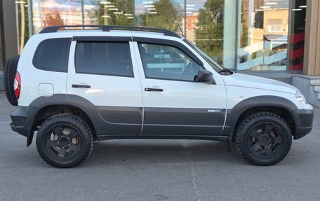 Chevrolet Niva I рестайлинг, 2015 год, 669 000 рублей, 5 фотография