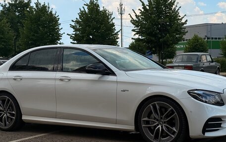 Mercedes-Benz E-Класс AMG, 2018 год, 4 950 000 рублей, 4 фотография