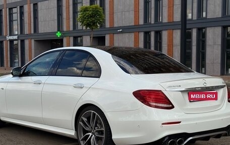 Mercedes-Benz E-Класс AMG, 2018 год, 4 950 000 рублей, 5 фотография