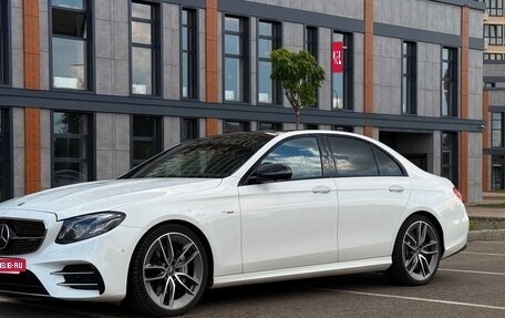 Mercedes-Benz E-Класс AMG, 2018 год, 4 950 000 рублей, 2 фотография