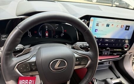 Lexus NX, 2022 год, 5 999 999 рублей, 9 фотография