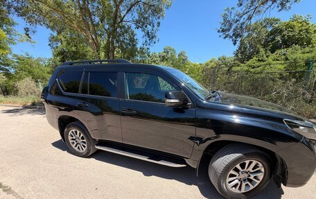 Toyota Land Cruiser Prado 150 рестайлинг 2, 2017 год, 3 550 000 рублей, 6 фотография