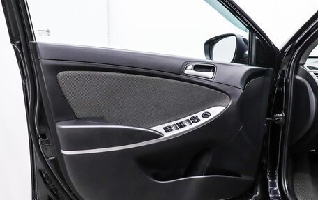 Hyundai Solaris II рестайлинг, 2014 год, 940 000 рублей, 9 фотография