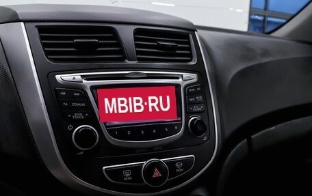 Hyundai Solaris II рестайлинг, 2014 год, 940 000 рублей, 20 фотография
