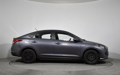 Hyundai Solaris II рестайлинг, 2021 год, 1 775 000 рублей, 4 фотография