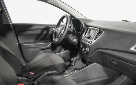 Hyundai Solaris II рестайлинг, 2021 год, 1 775 000 рублей, 13 фотография