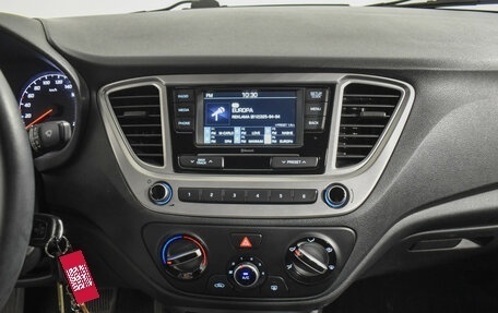 Hyundai Solaris II рестайлинг, 2021 год, 1 775 000 рублей, 16 фотография