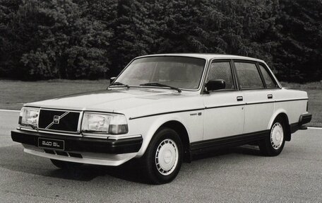 Volvo 240 Series, 1985 год, 2 150 000 рублей, 1 фотография