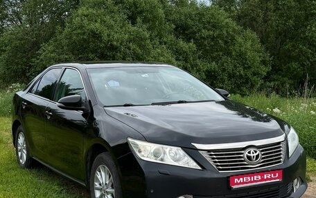 Toyota Camry, 2012 год, 1 100 000 рублей, 1 фотография